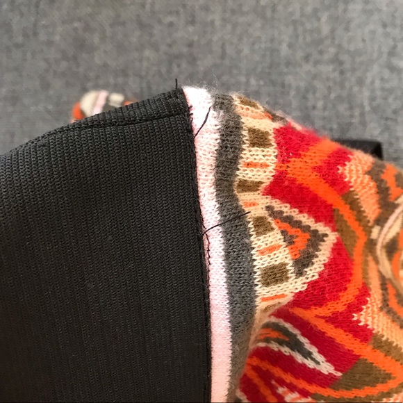 Aztec Geometric Mini Sweater Skirt - Picture 4 of 5